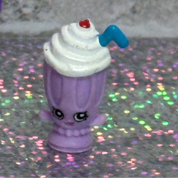 Shopkins Sweet Treat Truck Deluxe Replacement Menu Ice Cream Bucket Shake - Picture 6 of 8